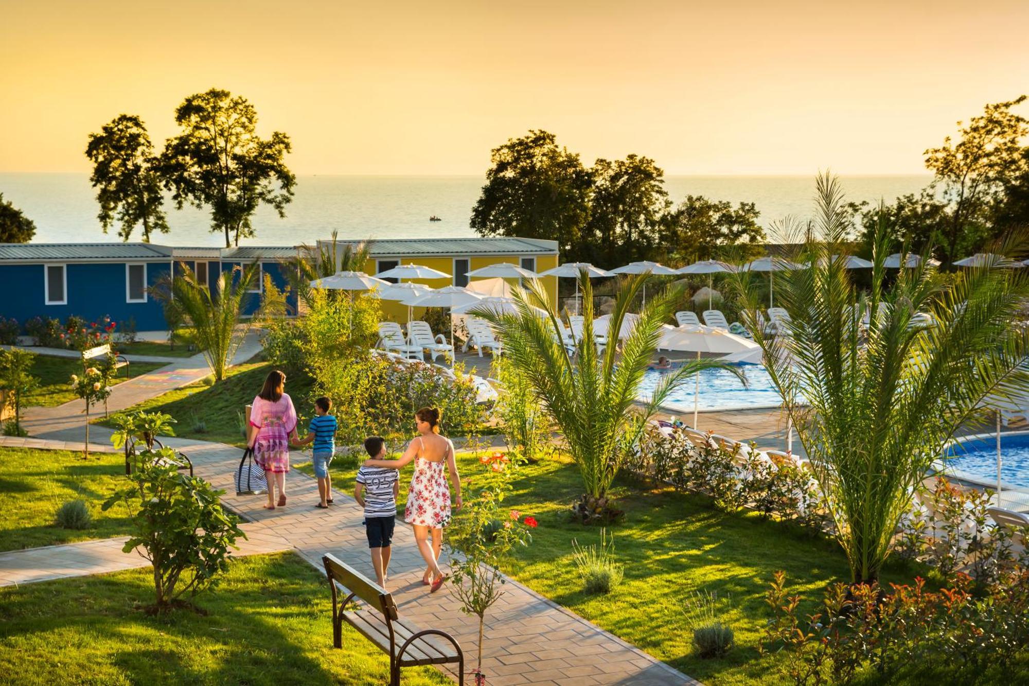 Aminess Planet Camping Holiday Homes Maravea Mareda Szoba fotó